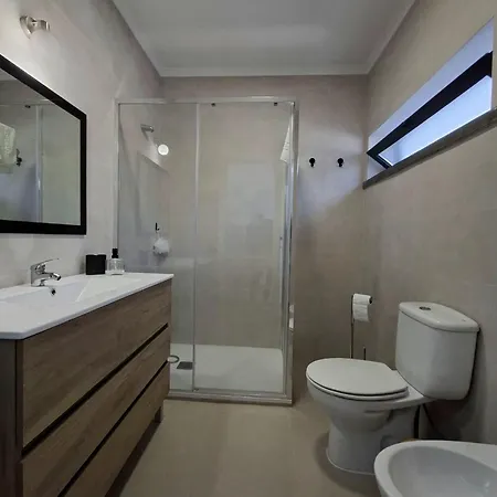 Casa Da Torre Vista Mar E Montanha, Perto Do Ilheu De Franca Tatil Evi