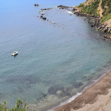 Casa Da Torre Vista Mar E Montanha, Perto Do Ilheu De Franca Tatil Evi *